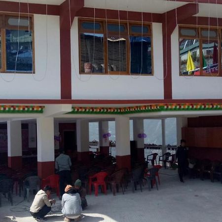 Hotel Diliphu Bomdila Bagian luar foto